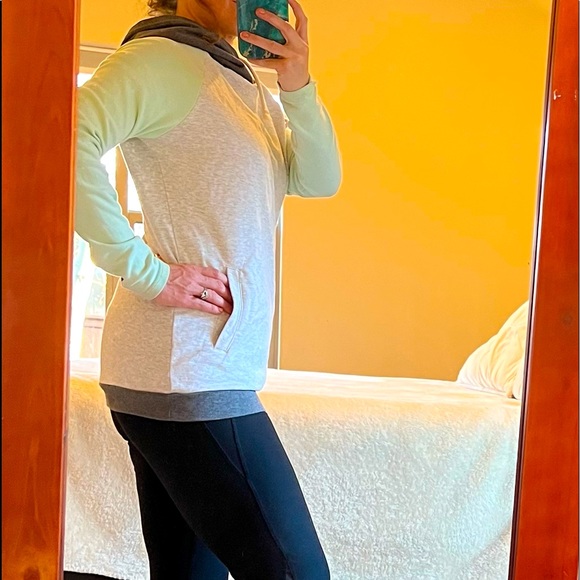 ✨✨HOODIE BRAVE SPIRIT ✨RARE - Picture 12 of 12